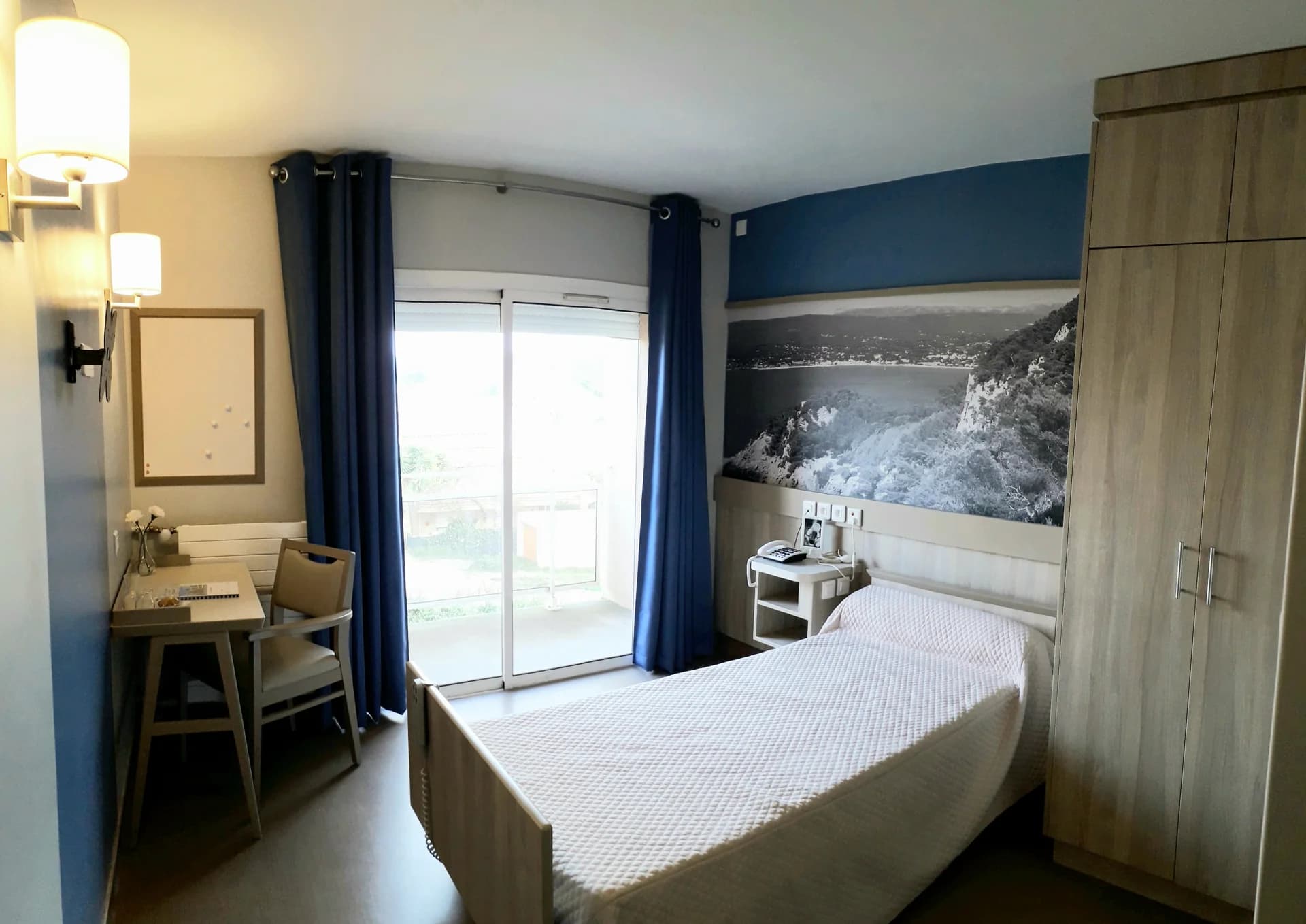 Photo 7 de Maison de Retraite Les Alizés, EHPAD à Saint-Cyr-sur-Mer