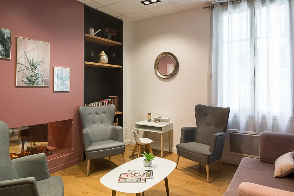 Photo 1 de Korian Magenta, EHPAD à Paris