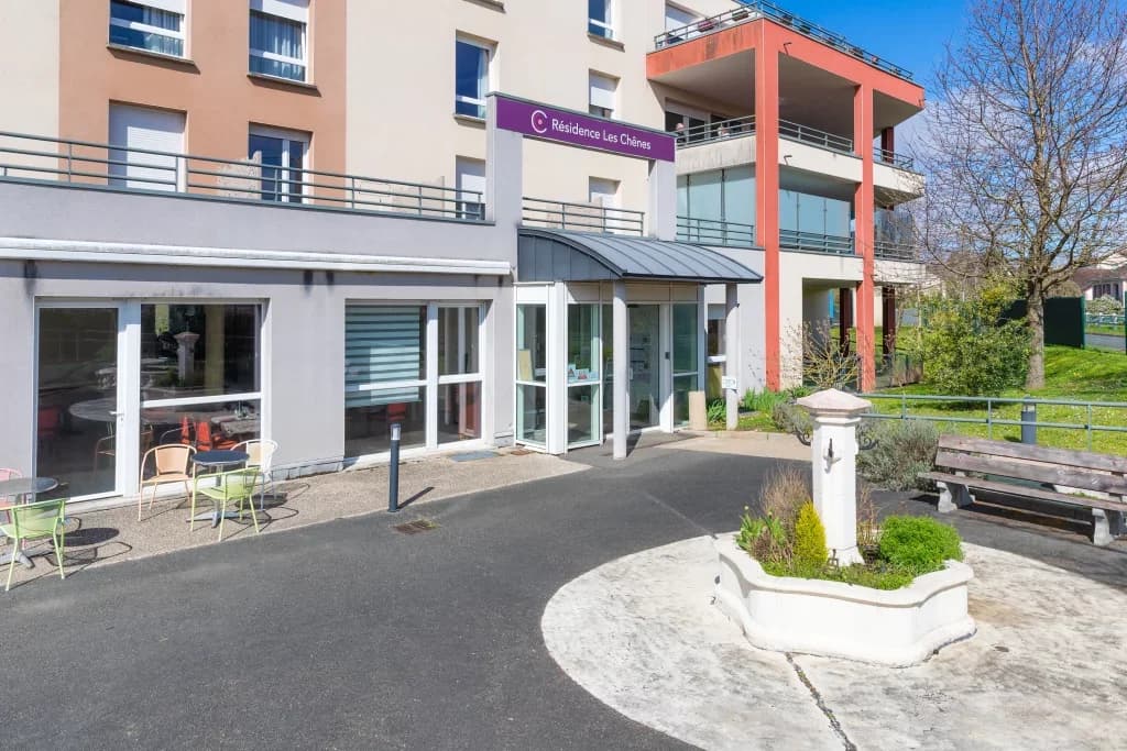 EHPAD Les Chênes, EHPAD à La Charité-sur-Loire