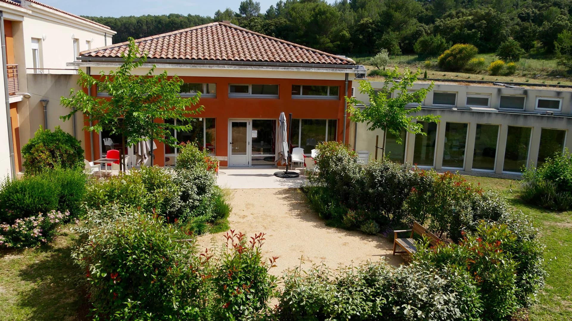 Photo 1 de Ehpad L'Occitanie, EHPAD à Cabriès