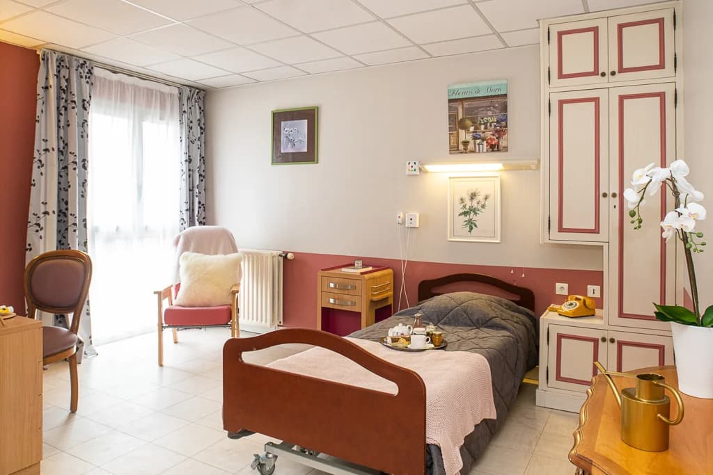 Photo 2 de Korian Villa St-Hilaire, EHPAD à Saint-Maur-des-Fossés