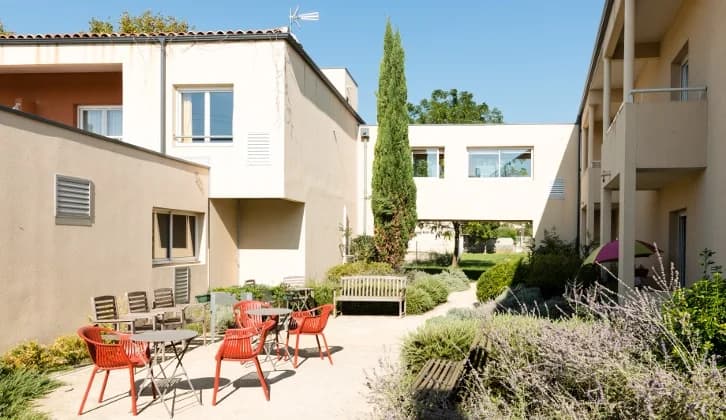 Photo 6 de Résidence Les Jardins Médicis Milhaud, EHPAD à Milhaud