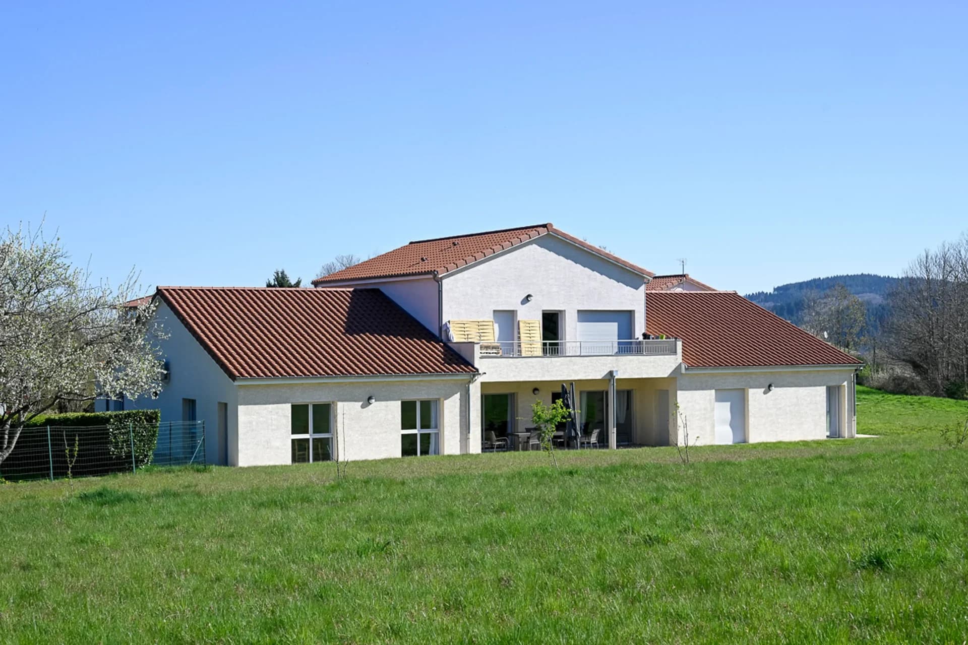 Maison partagée Ages & Vie de Deux-Grosnes, Habitat partagé senior à Deux-Grosnes