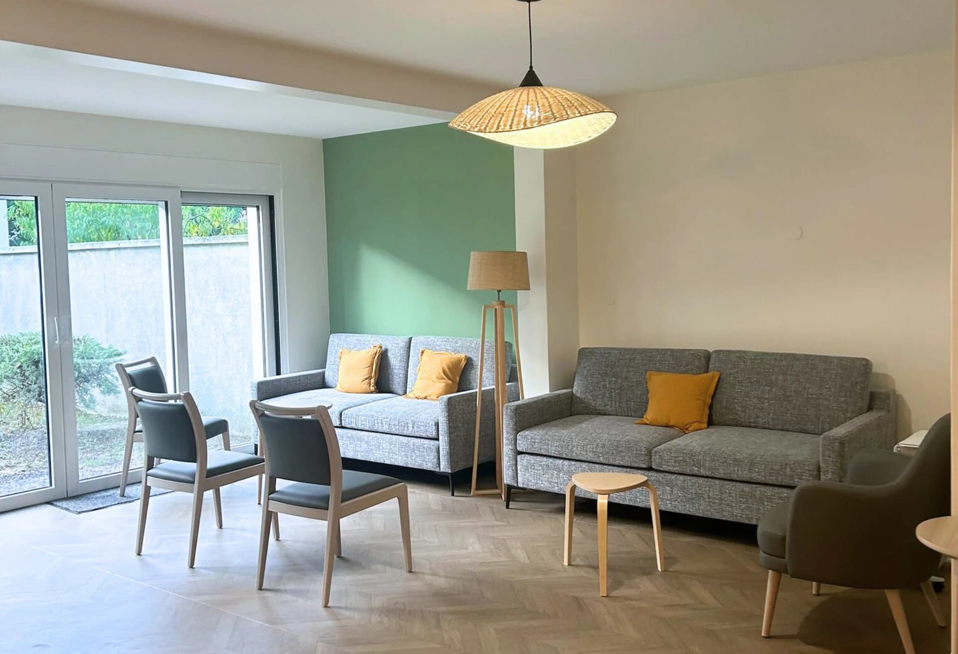 Photo 4 de Colocation Alzheimer Alenvi Clamart - Maison du Magnolia, Habitat partagé senior à Clamart