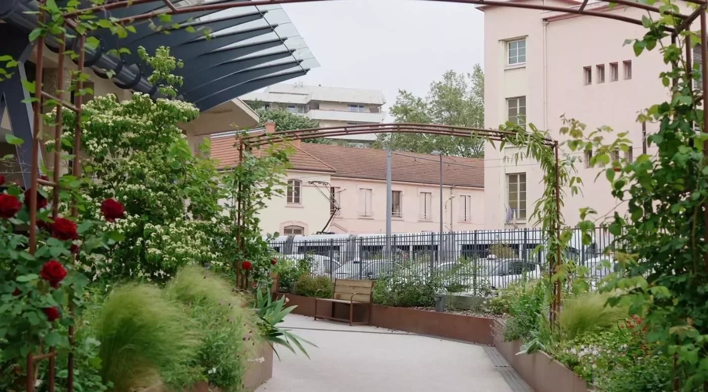Photo 2 de Résidence Bayard Bel Age, EHPAD à Villeurbanne