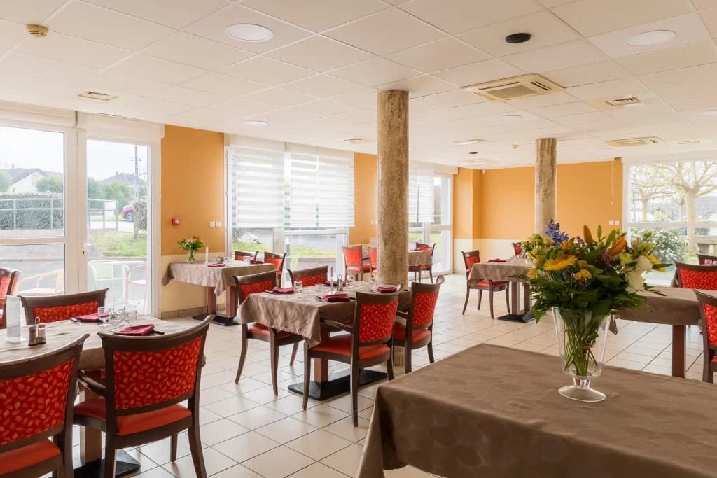 Photo 4 de EHPAD Les Chênes, EHPAD à La Charité-sur-Loire