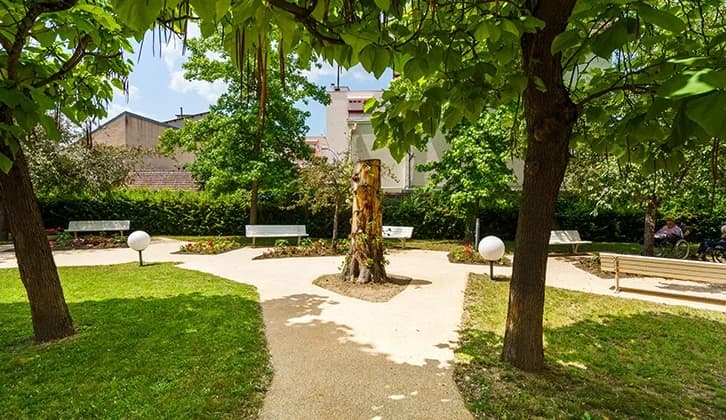 Photo 2 de Résidence Les Grands Prés, EHPAD à Montluçon