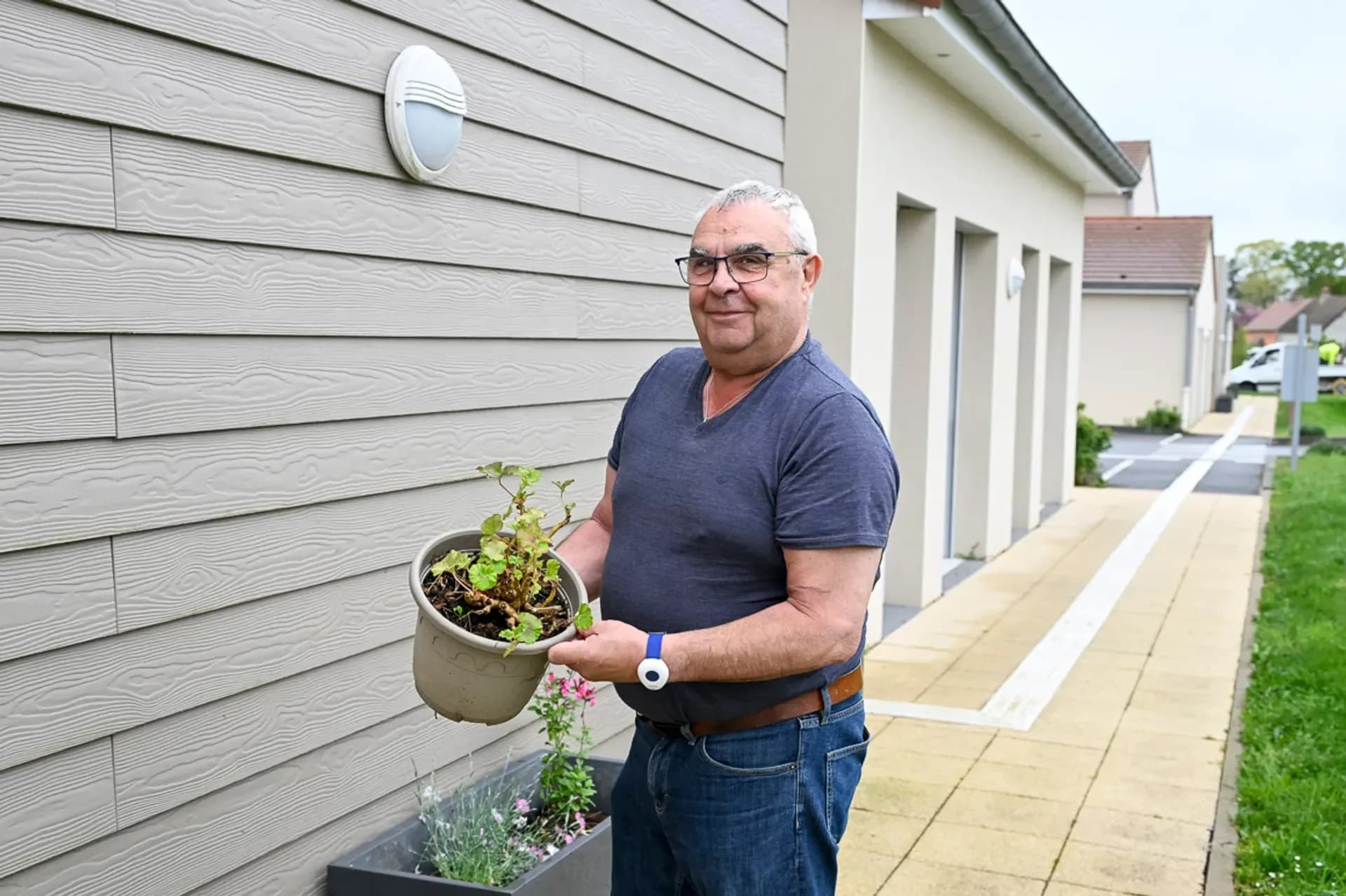 Photo 3 de Maison partagée Ages & Vie de Villeneuve-sur-Allier, Habitat partagé senior à Villeneuve-sur-Allier