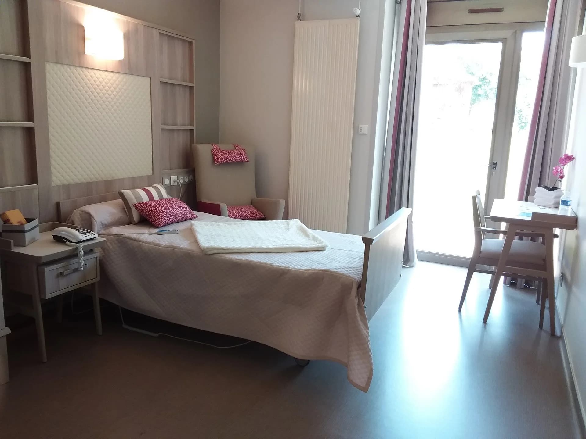 Photo 10 de Maison de retraite du Parc de Bellejame, EHPAD à Marcoussis